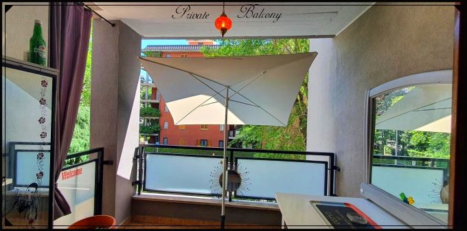 Balconcino privato per fumatori e non.